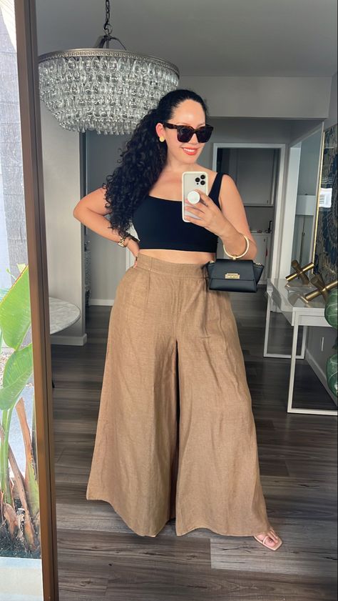 Plus Size Big Belly Fashion, Size 18w Outfits Curvy Fashion, Plus Size Summer Outfits Big Stomach, Tanesha Awasthi, Plus Size Summer Outfits, Ultra Wide, Big Belly, Outfits Spring, Fashion 101