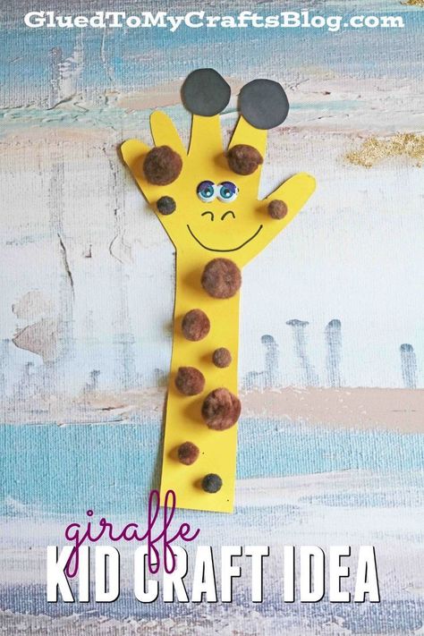 Paper Handprint Giraffe! A fun way to make a giraffe for a zoo unit with preschoolers or kindergartners! Handprint Giraffe, Infant Crafts, Zoo Preschool, August Art, Jungle Crafts, Zoo Crafts, Camping Room, Zoo Animal Crafts, Giraffe Crafts