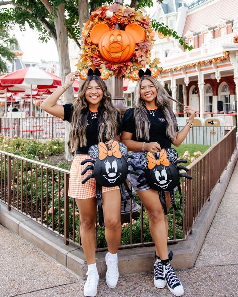 HALLOWEEN IS COOL 🎃✨👻 Another @loungefly that we are absolutely obsessed with!!! Thank you so much @fundotcom_ for this adorable backpack 🕷️ #disneylifestyle #disneyvacation #disneyworld #waltdisneyworld #disneyworldlatino #spookyseason #halloweenatdisney #bootoyou #magickingdom Disneyland Halloween Outfit, Halloween Disney Outfits, Disney Halloween Outfits, Halloween Is Cool, Fall Disney, Disney Park Outfit, Disney Fits, Disney Apparel, Disney Lifestyle