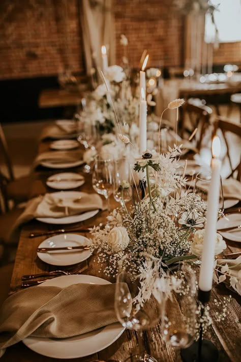 Rustic Wedding Styling, Classy Boho Wedding Decor, Country Modern Wedding Ideas, Rustic Boho Wedding Ideas, Farm Style Wedding Decor, Farmtable Tablescape Wedding, Scandi Wedding Decor, All White Boho Wedding, Boho Vintage Wedding Decor