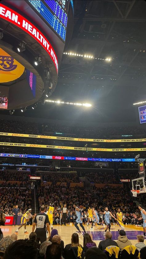 Lakers Game Aesthetic, Nba Tiktok, Lakers Aesthetic, Lakers Stadium, Basketball Store, Memphis Basketball, Basketball Aesthetic, Nba Basketball Game, Basket Nba