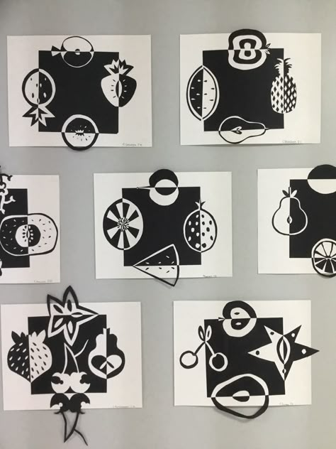 Notan Design, Positive Negative Space, Notan Art, Negative Space Art, Classe D'art, Positive And Negative Space, Space Drawing, 7th Grade Art, Paper Cut Outs