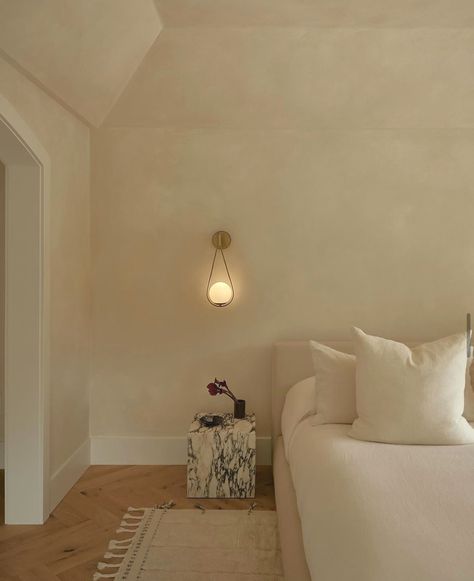 A place of calm ~ painted with Bauwerk colour Mykonos . “The primary bedroom was designed to be a serene retreat, with the softness of Bauwerk Limewash walls, warmth of European white oak floors, and layered neutrals that allow the outdoors that surround it to really sing.” Design and photography @johanna.andruchovici Limewash application @maximum_ron #minimalistdesign #earthytone #handcraftedfinish #naturalliving #softpalette #texturedwalls #bauwerkcolour #bauwerkmykonos Owners Bedroom, Limewash Walls, European White Oak Floors, Washing Walls, Paint Color Inspiration, White Oak Floors, Attic Bedroom, Primary Bedroom, Humble Abode