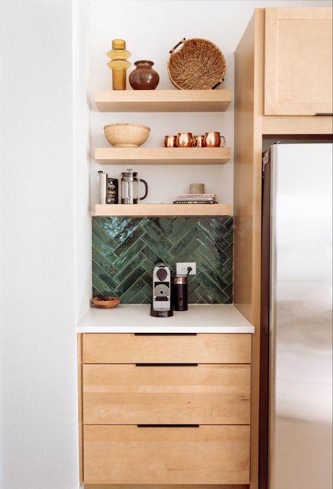 Green backsplash, open shelves, coffee bar, light wood cabinets, modern cabinet hardware Bar With Open Shelves, Green Coffee Bar, Shelves Light, Light Cabinets, Bar Tile, Bamboo Cabinets, Green Backsplash, Green Cabinets, Stair Storage