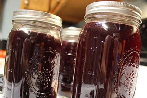 Margaritas, Blueberry Pie Moonshine Recipe, Shrimp Flavors, Blueberry Moonshine, Homemade Moonshine, Homemade Blueberry Syrup, Homemade Blueberry Pie, Moonshine Recipe, Apple Pie Moonshine