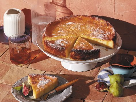 Migliaccio di Semola (Semolina and Ricotta Cake) Winter Feast, Italian Cheesecake, Ricotta Cake Recipes, Savoury Treats, Semolina Cake, Ragu Recipe, Stock Recipes, Delish Desserts, Green Salad Recipes