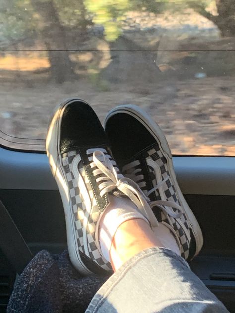 Feet crossed in car in autumn sunset Vans Vans Platform, Shoe Pics, Puma Platform, Platform Sneaker, Puma Platform Sneakers, Up Shoes, Vans Old Skool, Old Skool, Vans Old Skool Sneaker