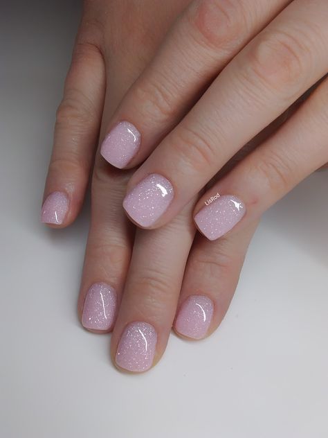 Dip Nails Square Short, Gel Nails Light Pink Sparkle, Dip Nails With Tips Ideas, Nails For Baby Girl Arrival, Shimmer Dip Nails, Gel On Natural Nails Designs, Super Short Natural Nails, Light Pink Gel Nails Short, Neutral Dip Nail Colors