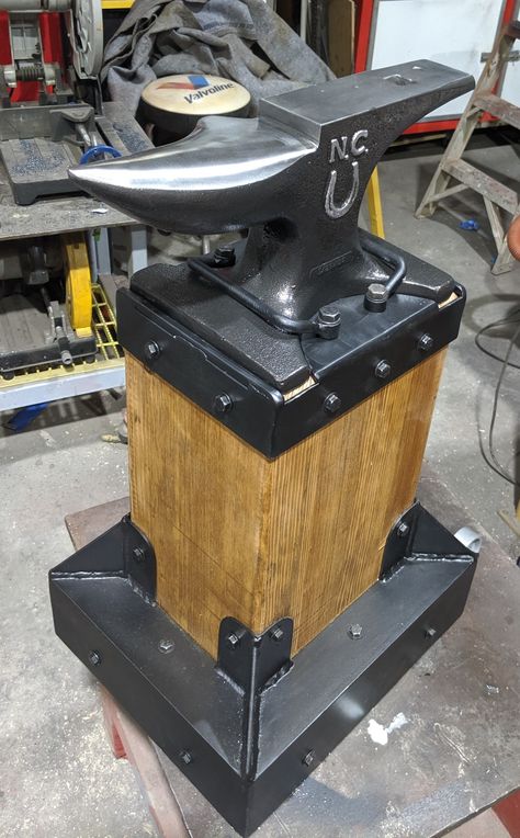 Anvil Stand Ideas, Anvil Stand, Blacksmith Workshop, Forging Tools, Welding Shop, Blacksmith Anvil, Blacksmith Forge, Welding Cart, Metal Bending Tools