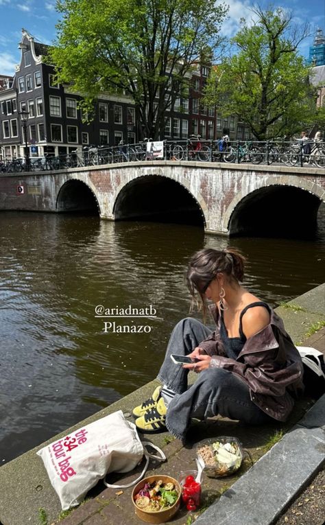 Amsterdam Ig Pics, Netherland Aesthetic, Photoshoot Amsterdam, Amsterdam Photoshoot, Amsterdam Pictures, Amsterdam Outfit, Amsterdam Photos, Brand Activations, Europe Photos