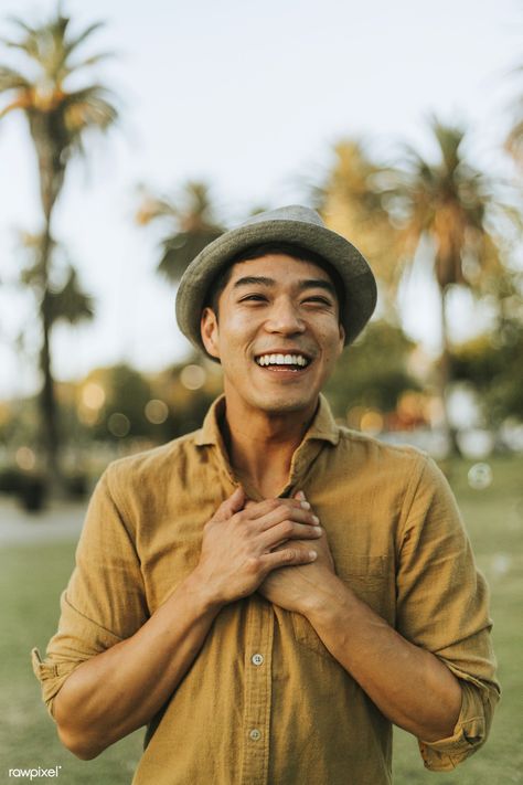 Cheerful man in the park | premium image by rawpixel.com / McKinsey Men Meditation Aesthetic, Happy Person Photography, Outdoor Headshots, Portrait Editing, Male Photoshoot, Editing Styles, Happy Portrait, Branding Moodboard, Male Headshots