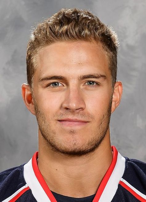 Alexander Wennberg Blonde Hockey Player, Alex Wennberg, Kyle Schwarber, Hot Hockey Players, Cody Christian, Columbus Blue Jackets, Nhl Players, Country Men, Hockey Player