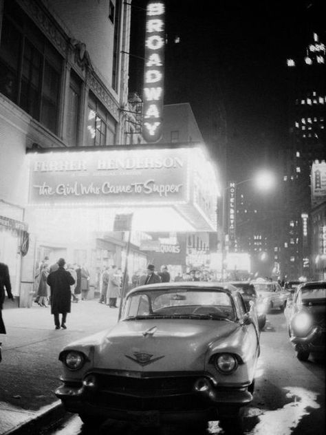 Broadway Poster, Vintage New York, City That Never Sleeps, New York State, Vintage Photographs, The Villain, Vintage Photography, Historical Photos, Old Pictures