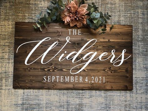 "This beautiful and classy wedding sign is a gorgeous addition to any decor and a wonderful keepsake. { P I C T U R E D } First: 20x36 Espresso { D E T A I L S } - Made from real wood in a variety of sizes - Wood stained in your choice of color - Lettering done in high quality sign grade vinyl (no paint) - Please note wood grain pattern will vary from piece to piece making each sign truly unique - Last name will not include apostrophe - correct pluralization will be used - Props are not included Wood Signs Wedding Gift Cricut, Wooden Wedding Name Signs, Wedding Sign Gift Ideas, Wooden Wedding Signs Last Name, Welcome Sign Wedding Rustic, Wood Burn Wedding Sign, Welcome Sign With Last Name, Save The Date Sign, Wedding Wooden Signs