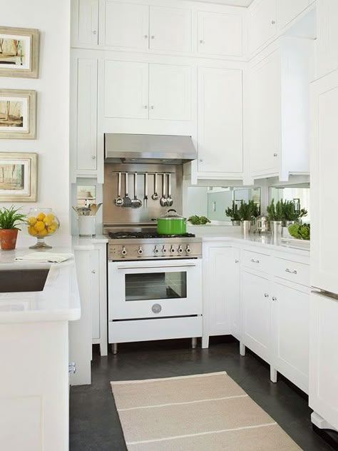 Budget-Wise Decision (love the white front oven) White Stove, Small White Kitchens, All White Room, Herringbone Backsplash, White Appliances, All White Kitchen, Ideas Hogar, Classic Kitchen, White Kitchen Design