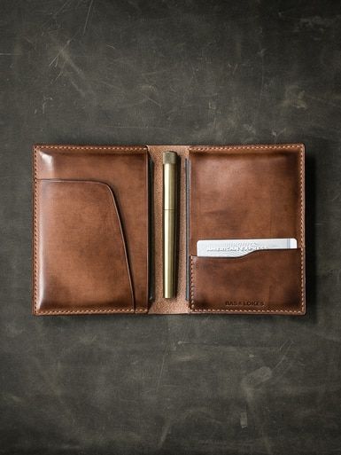 Travel well and travel smart with our "Magellan" vintage tan leather double passport wallet. Handcrafted Leather Wallet, Leather Passport Wallet, Leather Wallet Pattern, Slim Leather Wallet, Leather Passport Holder, Leather Card Wallet, Leather Crafts, Handmade Leather Wallet, Passport Wallet