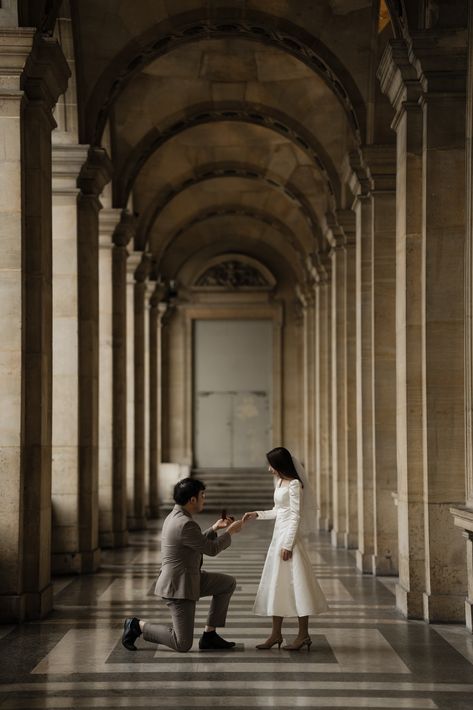 A breathtaking moment of love in the heart of Paris 💕✨ An unforgettable marriage proposal at the iconic Louvre museum. Here's to forever amidst art and romance. #LoveInLouvre #ParisProposa Paris Proposal Ideas, Art Museum Proposal, Europe Proposal, France Proposal, Museum Proposal, Vintage Proposal, Paris Proposal, Dream Proposal, Le Louvre