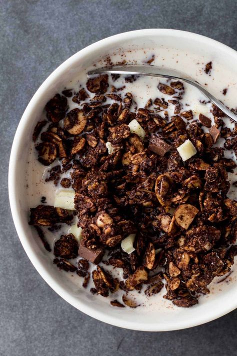 6-Ingredient Chocolate Granola Healthy Granola Clusters, Cereal Mixes, Granola Clusters, Chocolate Cereal, Healthy Granola, 2024 Recipes, Granola Breakfast, Chocolate Granola, Healthy Vegan Desserts