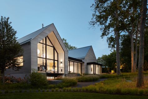 Two Gables - Delta Millworks Twin Gable House, Black Window Frames, Gable House, Hidden Lighting, Homes Exterior, Outdoor Stairs, Built In Seating, Standing Seam, Exterior Cladding