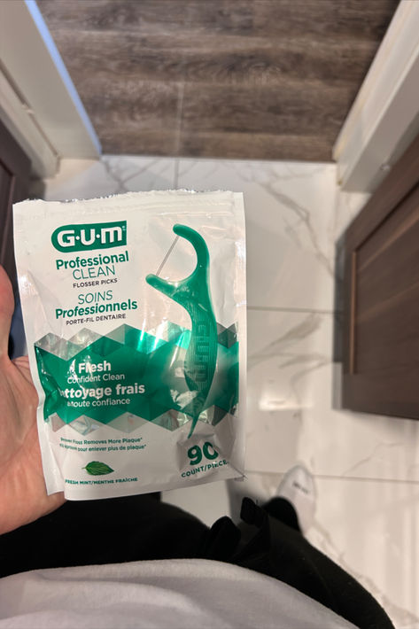 As you may know because you're dentist told you at every appointment, you need to floss your teeth everyday. I personally don't like regular dental floss so I tried dental floss sticks and I can finally say I  floss my teeth to my dentist. It's good for your teeth & gum and it makes your teeth wither. You can purchase these floss sticks on Amazon with free shipping with the link below. Flossing Teeth Aesthetic, Flossing Aesthetic, Floss Aesthetic, Flossing Teeth, Mouth Hygiene, Teeth Aesthetic, Floss Picks, Oral Care Routine, Dental Floss