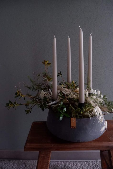 Nordic Advent Wreath, Advent Crown, Xmas Inspiration, Advent Wreath Candles, Candle Decorations, Advent Candle, Flower Factory, Christmas Candle Decorations, Floral Christmas