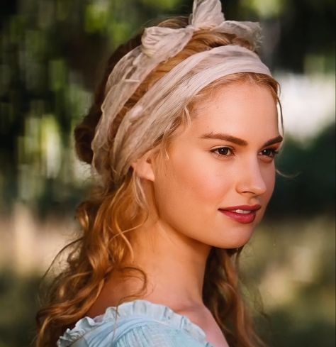 Lily James Cinderella, Cinderella Icon, Cinderella Live Action, Cinderella Aesthetic, Hair Movie, Cinderella Hair, Ella Enchanted, Cinderella 2015, Aemond Targaryen