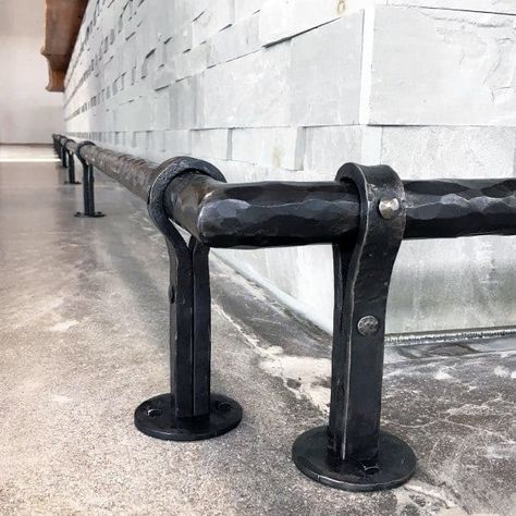 Elegant Bar Foot Rail Concepts for a Chic Touch Bar Foot Rail Ideas, Saloon Designs, Copper Bar Top, Free Standing Bar, Building A Bar, Wrought Iron Scrollwork, Bar Foot Rail, Bar Bench, Bar Counter Design