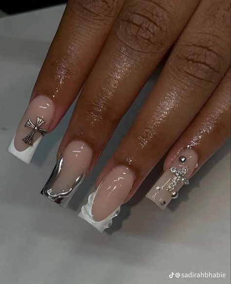 Romeo Santos Concert Nails, Medium Nails Baddie, Medium Length Nails With Gems, White Prom Nails Short, Short Birthday Acrylic Nails, Med Nail Designs, French Birthday Nails, Nail Designs Birthday Ideas, Unique Acrylic Nails Short