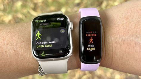 I walked 6,000 steps with the Apple Watch 8 and Fitbit Inspire 3 — here’s which was more accurate | Tom's Guide Fitbit Inspire 3, Apple Watch Styling, Fitbit Aesthetic, Apple Watch Inspiration, Apple Watch Ideas, Apple Fitness Plus, Sport Watches Women, Step Counter App, Apple Watch Workout