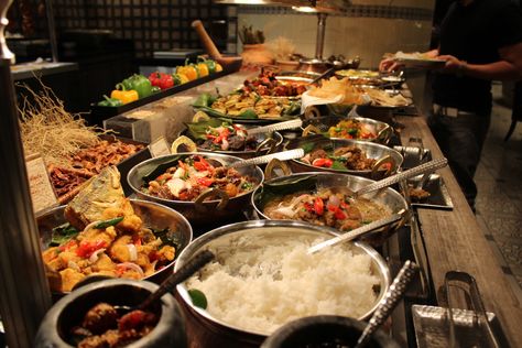 indian buffetts | The Buka Puasa Grand Buffet at the Mandarin Oriental Hotel, Kuala ... Ramadan Buffet, Buka Puasa, Break Fast, Luxury Travel Destinations, Kuala Lumpur Malaysia, Kung Pao Chicken, Kuala Lumpur, Hotels And Resorts, Luxury Travel