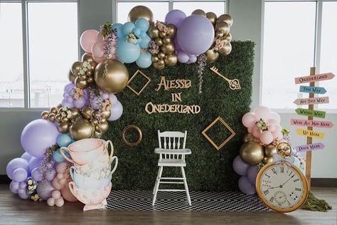 Onederland Birthday Party Girl, Alice In Onederland First Birthday, Alice In Onederland Birthday, Onederland Party, Alice In Wonderland Tea Party Birthday, Onederland Birthday Party, Alice Tea Party, Event Stylist, 1st Birthday Party Themes