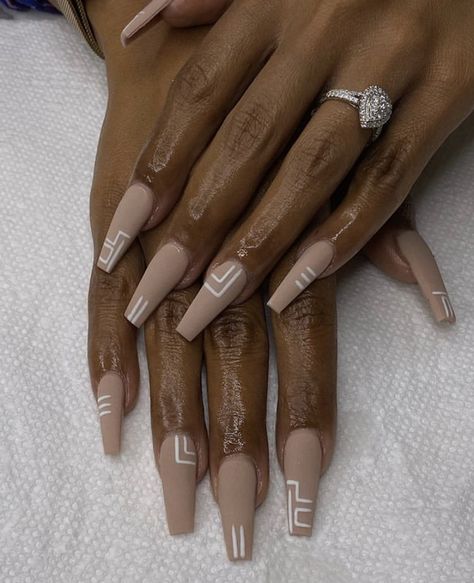 Chic French Nails, Acrylic Nails Nude Design, Nude Design Acrylic Nails, Hot Nails Trends 2023, Elegant Nails Classy Coffin, Brown Nails With Design, Nude And Brown Nails, Nude Design Nails, Brown Nude Nails Design