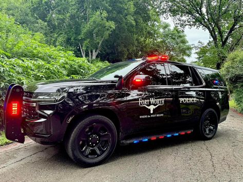 @Fort Worth Police Awesome patrol car pic! Looks clean! 👮👮🏻‍♂️🍩 #police #lawenforcement #patrol #patrolcar #fortworth #texas #ftworth #truecrime #bridgethegap #bethechange #humanizethebadge #communitypolicing Corsicana Texas, Fortworth Texas, Car Pic, Community Policing, Patrol Car, Texas Police, Police Vehicles, Police Cars, Law Enforcement