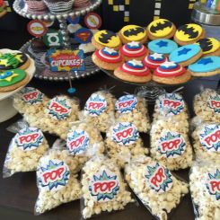 Super Hero Birthday Cake Ideas, Kids Super Hero Party, Avenger Party, Superhero Training, Superhero Cookies, Camp Party, Marvel Birthday Party, Pin The Tail, Marvel Party