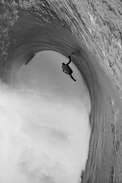 dav. Alana Blanchard, Wow Photo, Big Wave Surfing, Surfing Photography, Burton Snowboards, Surf Life, Kitesurfing, Skateboard Art, Surfing Waves