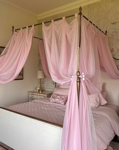 Pink Bedroom Decor, Modern French, Pastel Room, Redecorate Bedroom, Cute Bedroom Decor, Bedroom Decor Ideas, Pretty Room, Dreamy Room, Canopy Bed