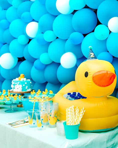 Rubber Duck Birthday Party Ideas, Duck Birthday Theme, Duck Birthday Party, Rubber Ducky Party, Garden Sensory, Rubber Ducky Birthday, Spring Sensory, Rubber Duck Birthday, Showers Ideas