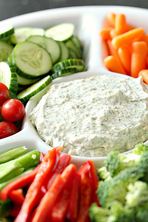 Dips To Go With Vegetables, Dill Vegetable Dip, Dip For Vegetables Homemade, Veggie Tray Dips, Homemade Dips For Veggies, Best Dip For Veggies, Dill Dip Recipe Sour Cream, Dip For Veggie Tray, Dill Vegetable Dip Recipe