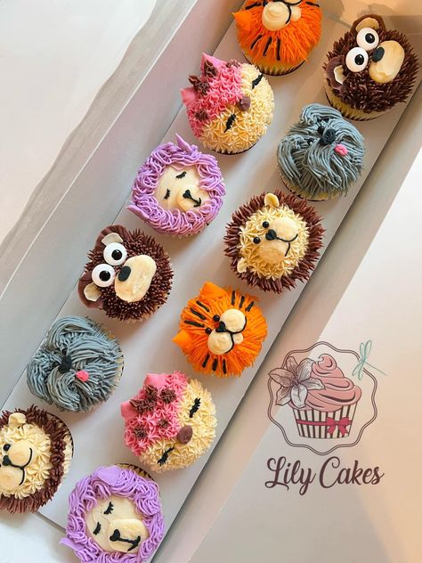 Buttercream Animals, Lily Cake, Elephant Cupcakes, Unique Birthday Cakes, Animal Cupcakes, Floral Cupcakes, Cookie Ideas, Chocolate Strawberries, Cupcake Muffins