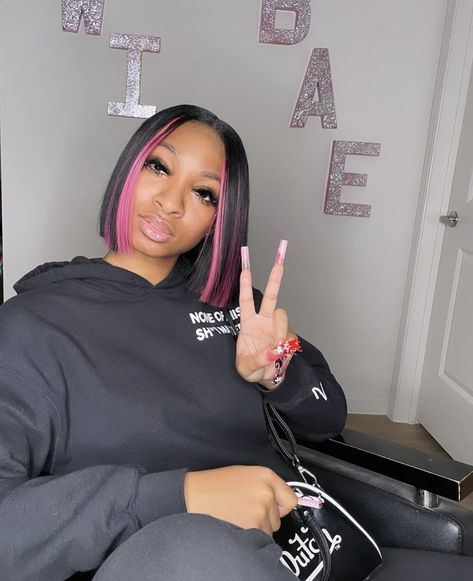 Peekaboo Hair Color Black Women Bob, Bob With Pink Highlights, Birthday Hairstyle Ideas, Black Girls Hairstyles Weave, Birthday Hairstyle, Quick Weave Bob, Peekaboo Hair Colors, Hairstyles Weave, Bob With Highlights