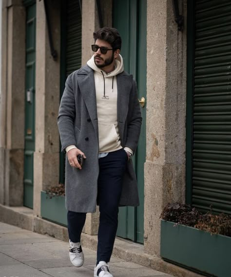 European Mens Fashion Winter, Men Long Coat Outfit, Uk Outfits Men, Men Coat Outfit Casual, Mens Outfits Nike, Old Money Mens Outfits, Plus Size Men Outfits Mens Fashion, Neutral Mens Outfits, Outfits No Face