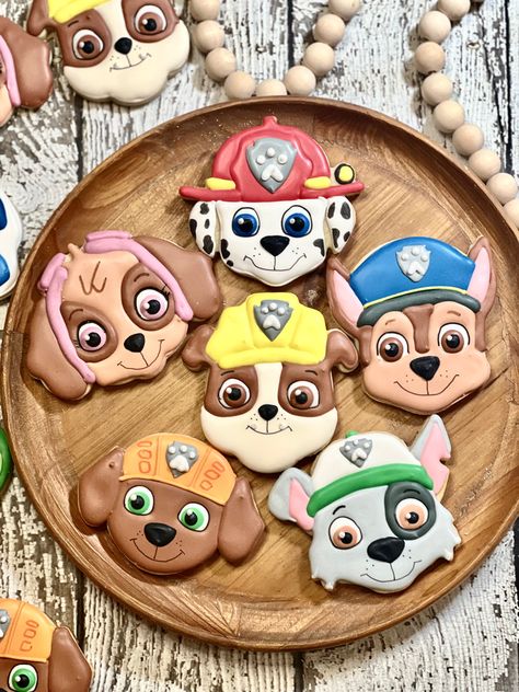 Paw Patrol cookies@ Paw Patrol Biscuits, Paw Patrol Birthday Decorations, Paw Patrol Cookies, Paw Patrol Cupcakes, Paw Patrol Birthday Theme, Paw Painting, Sugar Cookie Royal Icing, Paw Patrol Cake, Paw Patrol Birthday Party