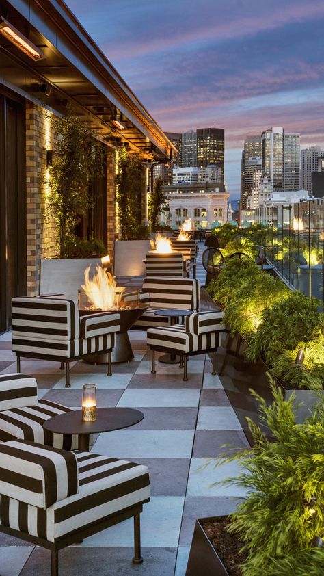 Charmaine's Rooftop Bar & Lounge | San Francisco Proper Hotel Rooftop Bar Design, Proper Hotel, Design Per Patio, Rooftop Restaurant Design, Bar Deco, Balkon Decor, Terrace Restaurant, Rooftop Terrace Design, Rooftop Design