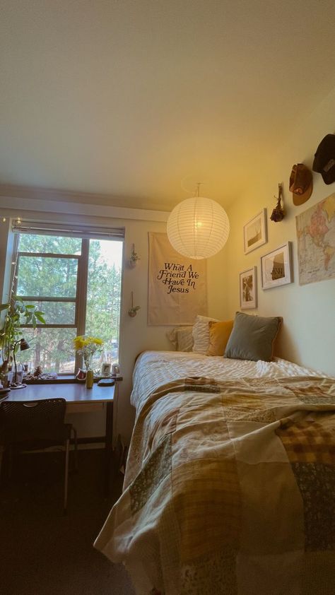 dorm room inspo cozy pink dorm room inspo cozy dorm room inspo minimalist cozy college dorm room inspo cozy dorm room inspo aesthetic cozy small dorm room inspo cozy College Dorm Clean Aesthetic, College Dorm Inspo Cozy, Cool Girl Dorm, Dorm Room Inspo Minimalist, Dorm Room Aesthetic Minimalist, Room Inspo Minimalist Cozy, College Dorm Room Ideas Cozy, Room Inspo Aesthetic Cozy, Cozy Dorm Room Aesthetic