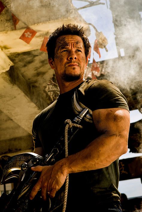 TRANSFORMERS: AGE OF EXTINCTION Extinction Movie, Actor Mark Wahlberg, Famous Brothers, Transformers Age Of Extinction, Black Dagger Brotherhood, Nicolas Peltz, Transformers 4, Age Of Extinction, Movies 2014