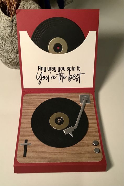 Music Pop Up Card, Music Valentines Ideas, Music Valentines Cards, Handmade Gifts For Girlfriend, Valentine Music, Dj Gifts, Handmade Gifts For Boyfriend, Bday Cards