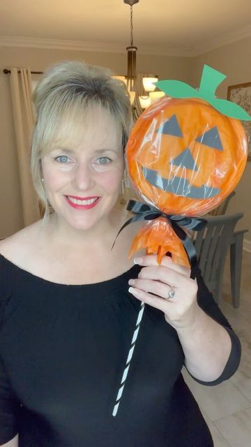 Kim on Instagram: "🎃Halloween Pumpkin Lollipop Treat #halloween #pumpkin #lollipop #treat #kids #school #party #classroom #student #trickortreats #diy #howto #craft #louisianawoman1 #pumpkinseason #spookyseason #candy #halloweencandy #tiktok #instagram #youtube #pinterest" Halloween Pumpkin Lollipop Treat, Pumpkin Lollipop Treat, Pumpkin Lollipop, Lollipops Diy, Halloween Candy Crafts, Décoration Table Halloween, Big Lollipops, Lollipop Craft, Class Treats