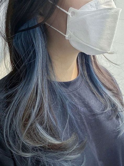 Hair Color Ideas For Brunettes Two Tone, Asian Hair Color Blue, Ashy Blue Hair Highlights, Two Toned Hair Blue, Hidden Light Hair, Secret Two Tone Hair, Under Layer Hair Color, Color Dyed Hair Ideas, Under Hair Dye Blue