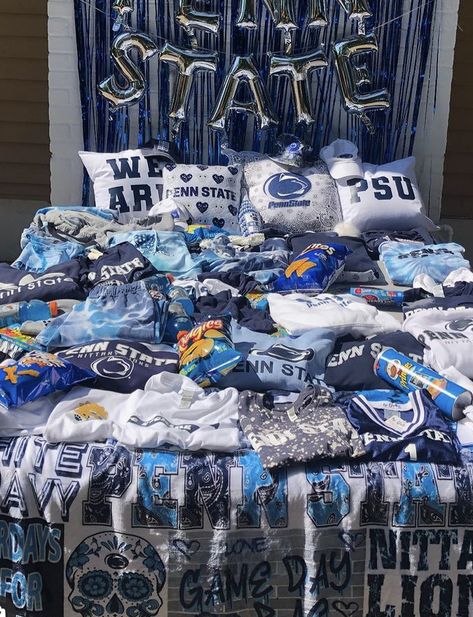 College Announcements, Penn State College, College Merch, Senior Portrait Outfits, Bed Party, Dream Collage, College Acceptance, College Bedding, Penn State University