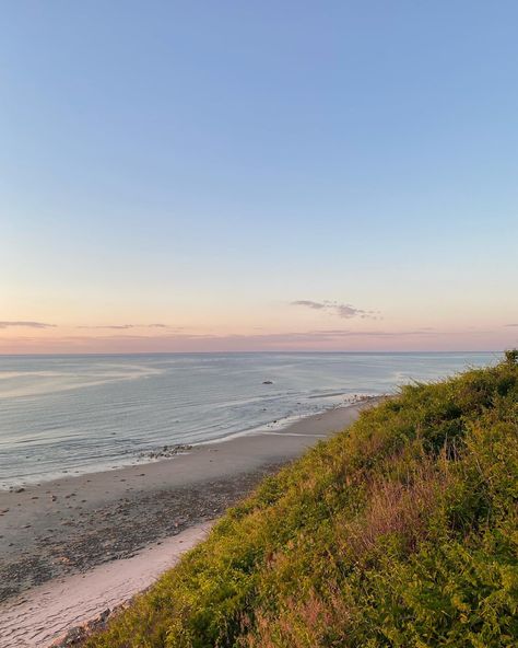 Cape Cod Aesthetic, Cape Cod Bay, England Beaches, Hamptons Summer, Sunset At The Beach, Cape Cod Beaches, I Love The Beach, Beach Elopement, Dream Beach